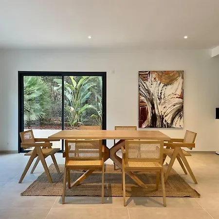 3 Bedroom With Private Pool Villa Saint-Raphaël