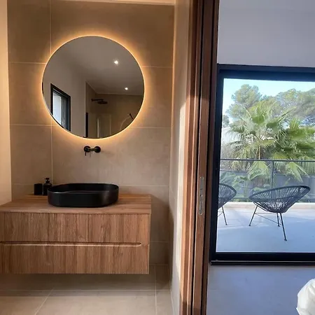 3 Bedroom With Private Pool Villa Saint-Raphael (Var)